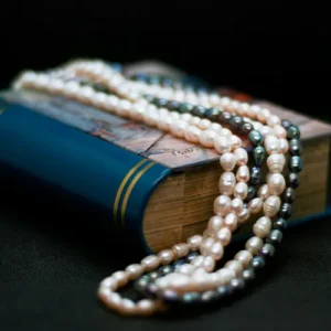 pearls necklaces various colors